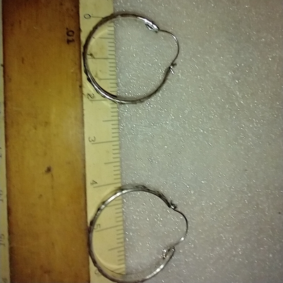 Beau sterling earrings - Picture 3 of 7